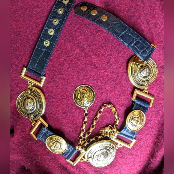 Versace Accessories - Versace Stunning Vintage Medusa Medallions And Chain Belt